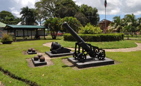 Fort Nieuw Amsterdam by Tuk Tuk